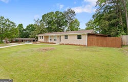 6463 Maddox Road, Morrow, GA 30260