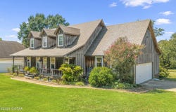 55 Evergreen Drive, Lexington, TN 38351