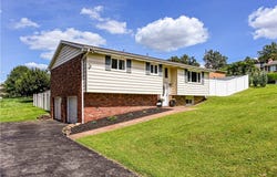 421 Hillcrest Dr, Unity Twp, PA 15650