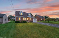 1237 Palma Avenue, Schenectady, NY 12306