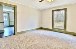 906 E Cale Street, Monett, MO 65708