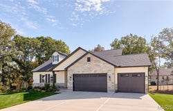412 Shady Trail Drive, Troy, MO 63379