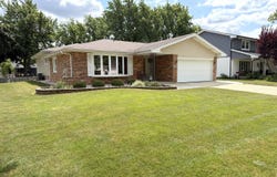 7129 Exner Road, Darien, IL 60561