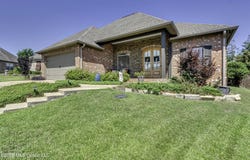 216 Emerald Circle, Brandon, MS 39047