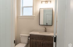 186 E 625 S, Hyde Park, UT 84318