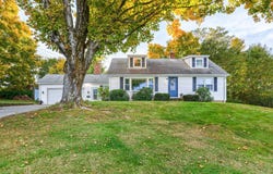 14 Summit Ter, North Brookfield, MA 01535