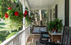 39 CRANBERRY DR, STUARTS DRAFT, VA 24477