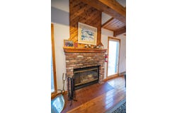 12 Lilla Lane, Wilmington, VT 05363