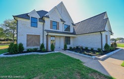 124 Oakworth Drive, Hernando, MS 38632