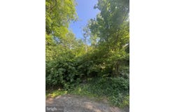 BENNYS BEACH Road, FRONT ROYAL, VA 22630