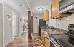 177 Main Street, Newmarket, NH 03857
