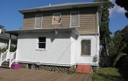 50 Sherman Street, New London, CT 06320