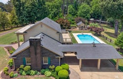 220 Nelson Street, Rainbow City, AL 35906