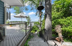 904 W Labelle Ave, Oconomowoc, WI 53066