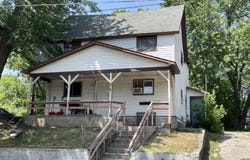 314 E PINE, CADILLAC, MI 49601
