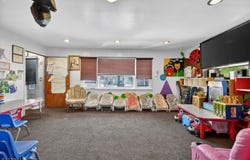 241 Halsted St, East Orange City, NJ 07018-2510