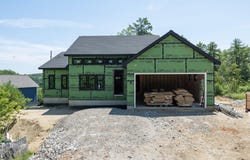 63 River Point Road, Wiscasset, ME 04578