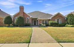 2416 Redfield Drive, Plano, TX 75025