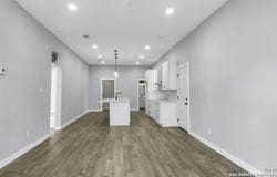 219 Saint James, San Antonio, TX 78202