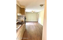 3065 Suncrest Drive, Jackson, MS 39212