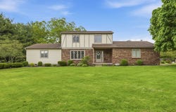 1323 Olde Post Rd, Ashland, OH 44805