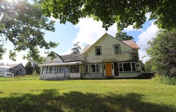 12 Baraw Road, Lowell, VT 05847