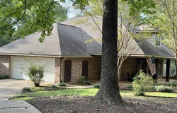 105 Walnut Circle, Vicksburg, MS 39180