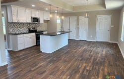 709 W Evans, Hearne, TX 77859
