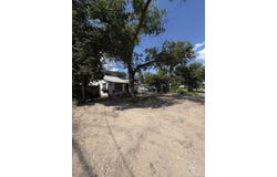 118 E MILL ST, Uvalde, TX 78801