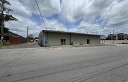 182 S Broad Street, Boaz, AL 35957