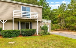 21 Surrey Lane, Bourne, MA 02532