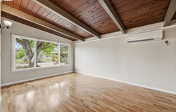 1430 BARTON St, Eugene, OR 97404
