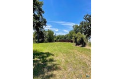 505 E 4th Street, Cameron, TX 76520