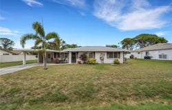 2830 SIESTA Drive, VENICE, FL 34293