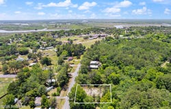 808 Ridge Road, Darien, GA 31305