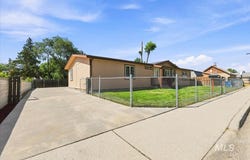 175 N 12th E, Mountain Home, ID 83647