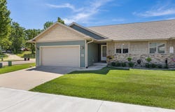 609 4th Ave, Onalaska, WI 54650