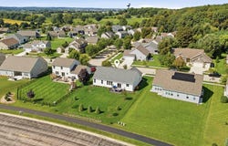 1017 Durango Dr, Hartford, WI 53027