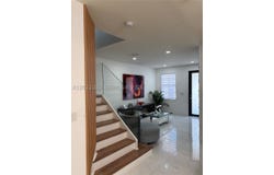 3409 W 92nd Pl, Hialeah, FL 33018