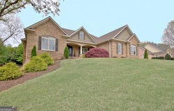 100 Wickham Drive, Tyrone, GA 30290