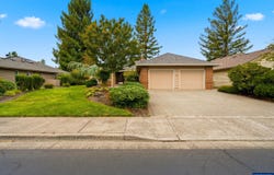 6137 Hogan Dr N, Keizer, OR 97303