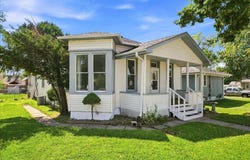 2227 AVENUE E, COUNCIL BLUFFS, IA 51501