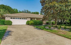 2034 Bayou Dr, Navarre, FL 32566