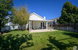 260 E ASHBROOK Cir, Midvale, UT 84047
