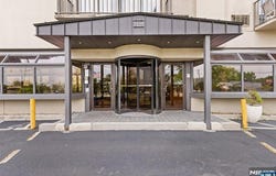 1150 River Road, Edgewater, NJ 07020