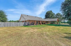 430 Corbell Loop Road, Lockesburg, AR 71846