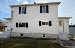 641 3rd St, Donora, PA 15033