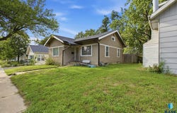 1406 W 9th St, Sioux Falls, SD 57104