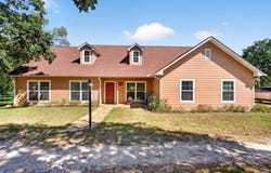 15367 S State Highway 19, Elkhart, TX 75839