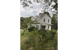6 Reservoir Park, Needham, MA 02494